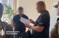На Одещині правоохоронець допомагав чоловікам потрапити за кордон