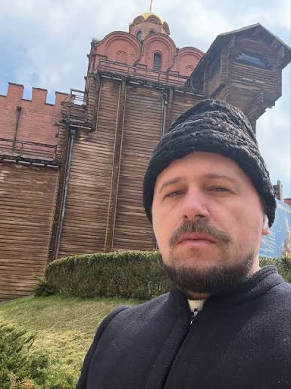  Олександр Столовий
