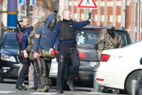 В Бельгии задержаны двое предполагаемых террористов, еще один убит