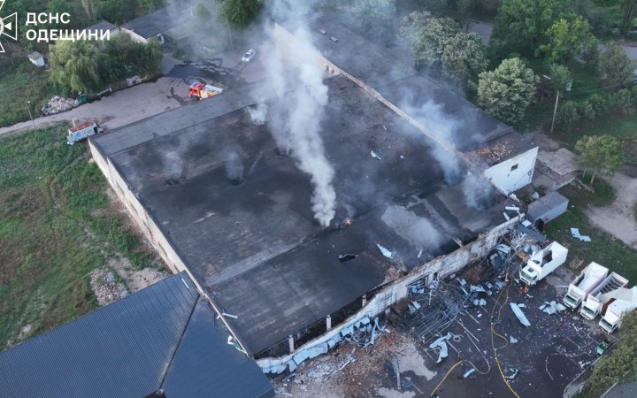 На Одещині внаслідок атаки безпілотників зруйноване відділення Нової Пошти