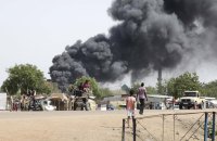 У Судані бойові дії поширюються на південь від столиці. Туди втекли сотні тисяч мешканців 