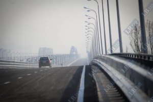 Завтра Азаров откроет еще один заезд на мост через Днепр