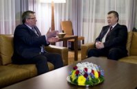 Янукович благодарен Коморовскому за поддержку евроинтеграционных стремлений Украины