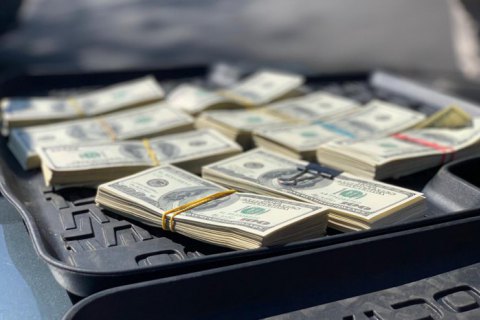 США будут отправлять "на карантин" доллары из Азии 