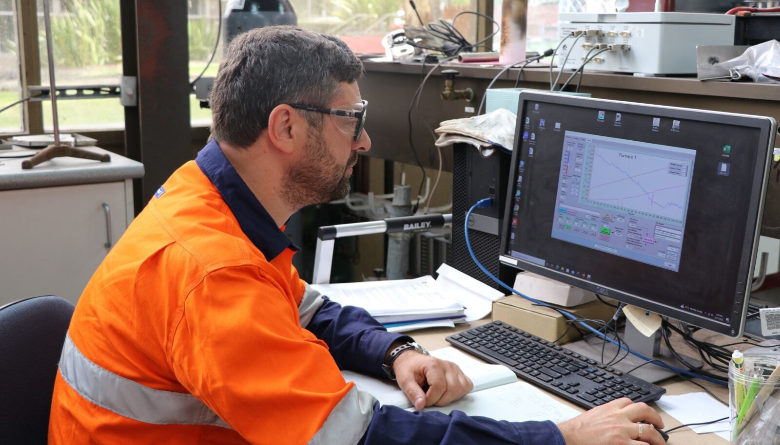 Доктор технічних наук Олексій Меркулов працює в лабораторіях CIMR