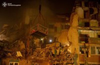 ДСНС: кількість загиблих внаслідок удару РФ по житловому будинку у Тернополі збільшилась до 28 (оновлено)