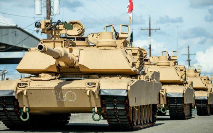 Польща отримала перші американські танки Abrams 