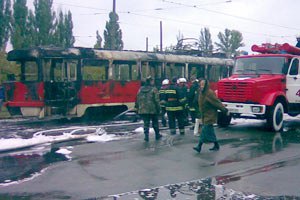 У Києві через спеку спалахнув трамвай