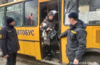 Для эвакуации людей из Мариуполя в Запорожье сегодня будут работать три маршрута