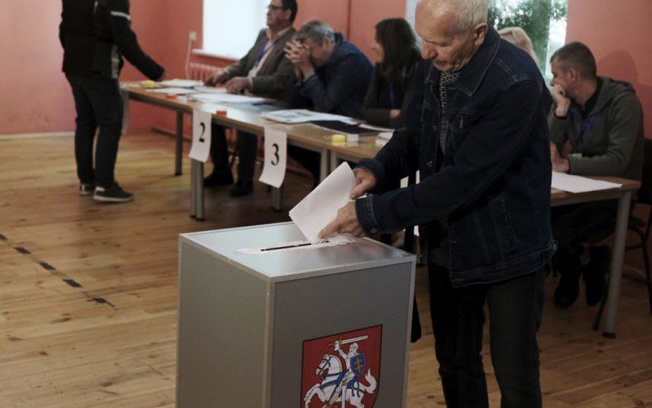 У Литві триває другий тур президентських виборів