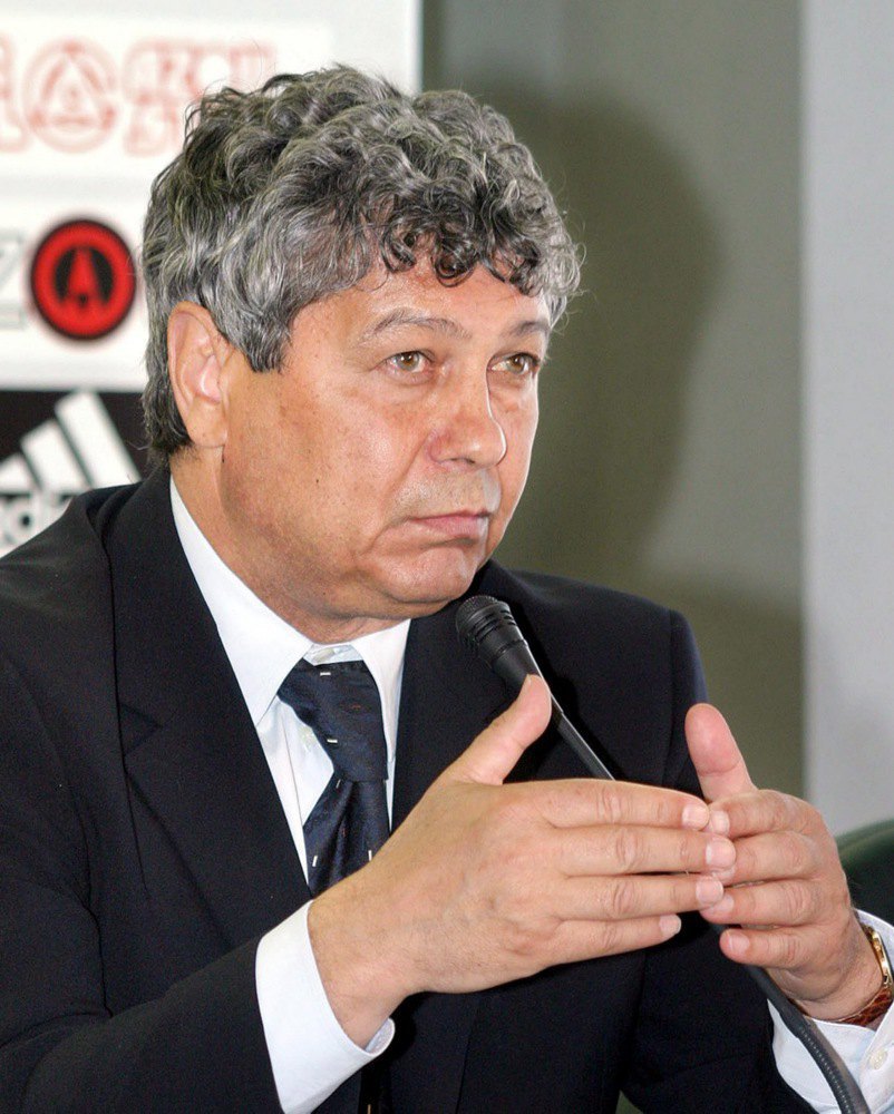 Луческу під час презентації в «Шахтарі», 2004 рік