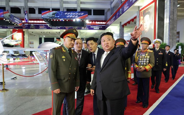 Кім Чен Ин показав Шойгу свої балістичні ракети, – Reuters