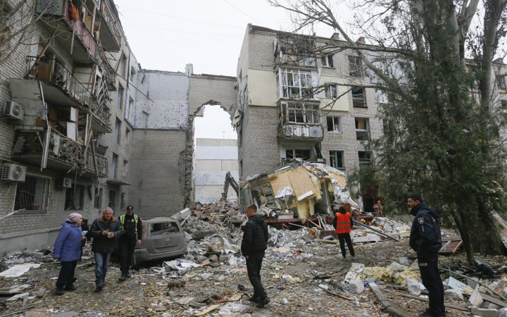 Від російських обстрілів у Миколаєві пошкоджено 874 багатоповерхівки і понад 1000 приватних будинків