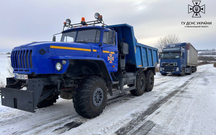 Через негоду перекрито рух транспорту на двох автодорогах Миколаївщини