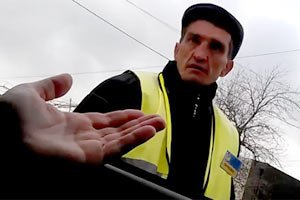 Близько 10% київських паркувальників виявилися "мертвими душами"
