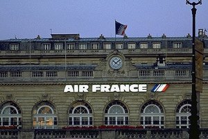 Французская авиакомпания сократит 5 тысяч сотрудников до 2014 года