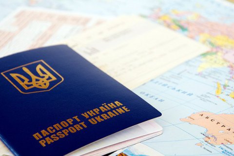 У МЗС закликали українців поважати закони ЄС після введення безвізу