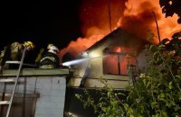 Уночі окупанти обстріляли три громади Дніпропетровщини: пошкоджені будинки і підприємство