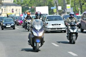 В Киевской области участковых милиционеров пересадили на скутеры