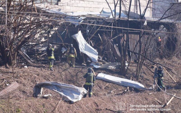 Росіяни атакували житлову забудову у Запоріжжі