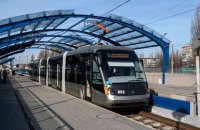 У Києві восени обіцяють відкрити п'ять оновлених станцій швидкісного трамвая