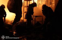 Зеленський: росіяни впали настільки низько, що запускають ракети по мирних містах у День святого Миколая