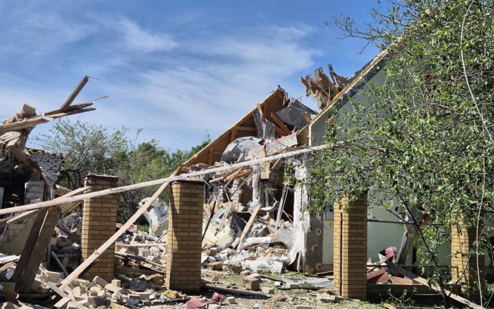 Росіяни скинули "ФАБ-500" на житловий будинок у Куп'янську