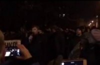 Полиция оттеснила сторонников Саакашвили от Администрации Президента