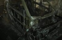 В Ворзеле Киевской области в очередной раз жгли машины: три уничтожены, две повреждены