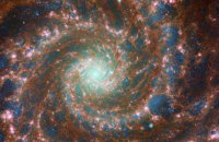 NASA опублікувало нове фото Фантомної галактики – сонячної системи за 32 млн світлових роки від Землі