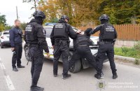 На Тернопільщині поліцейські затримали двох підозрюваних у нападі на службовий автомобіль ТЦК  