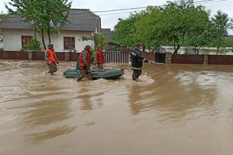 Кулеба розповів про міжнародну допомогу постраждалим від повені населеним пунктам на заході України