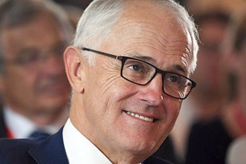 Троє австралійських міністрів подали у відставку