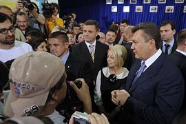 Янукович встретится с журналистами после выборов