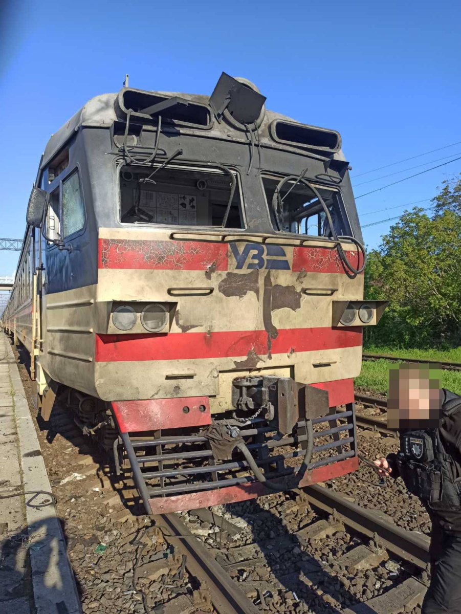 Пошкоджений локомотив російським дроном