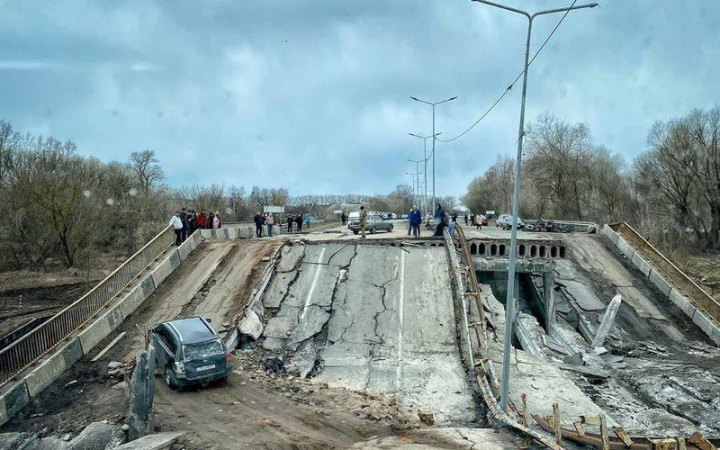 Сегодня начали строить временные переправы на дороге Киев – Вышгород – Десна – Чернигов