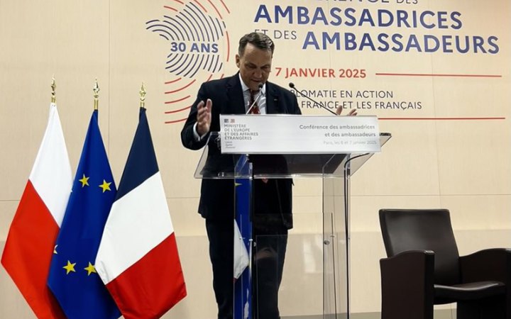 Сікорський: Росія вирішила спробувати відбудувати свою імперію, ми цього не допустимо