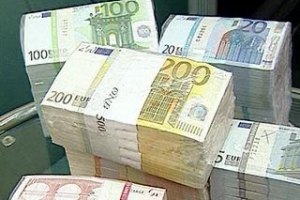 Евро достиг отметки 10,54-10,55 грн на межбанке