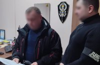 У Києві поліцейські викрили адміністраторку ТСЦ та посадовців автошкіл у незаконних махінаціях 