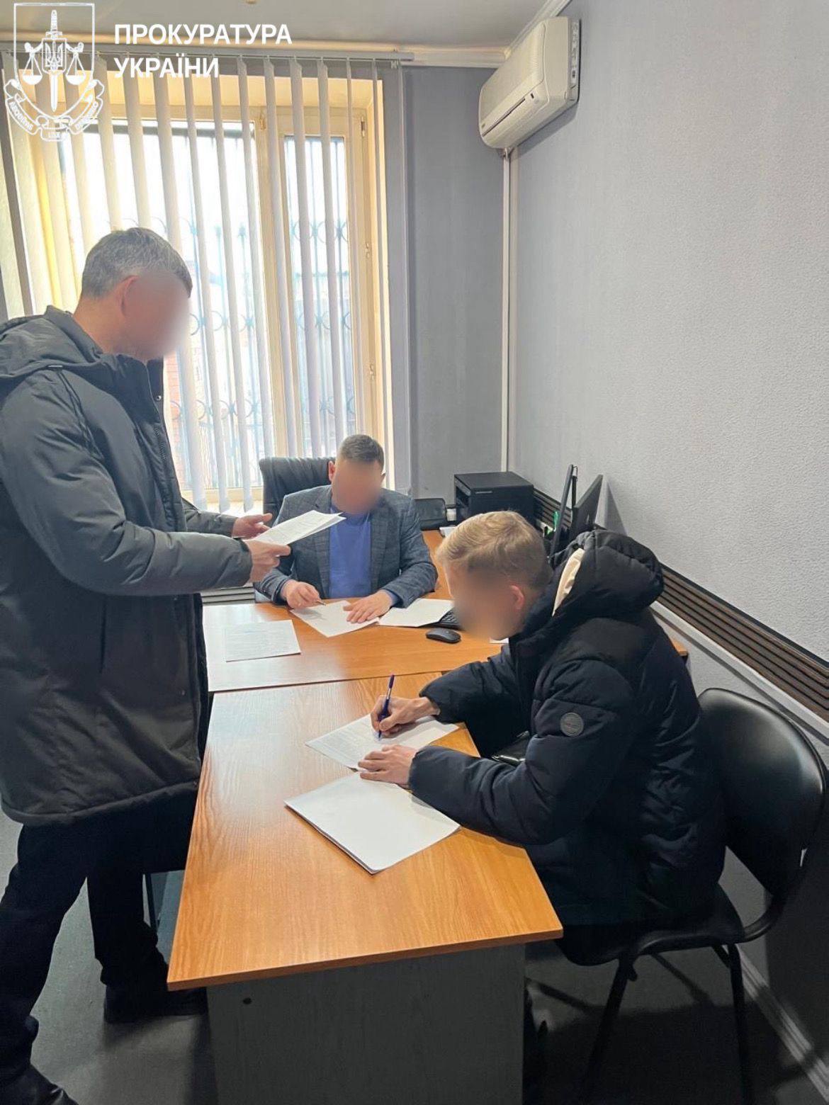 вручення підозр фігурантам схеми з дронами на Полтавщині