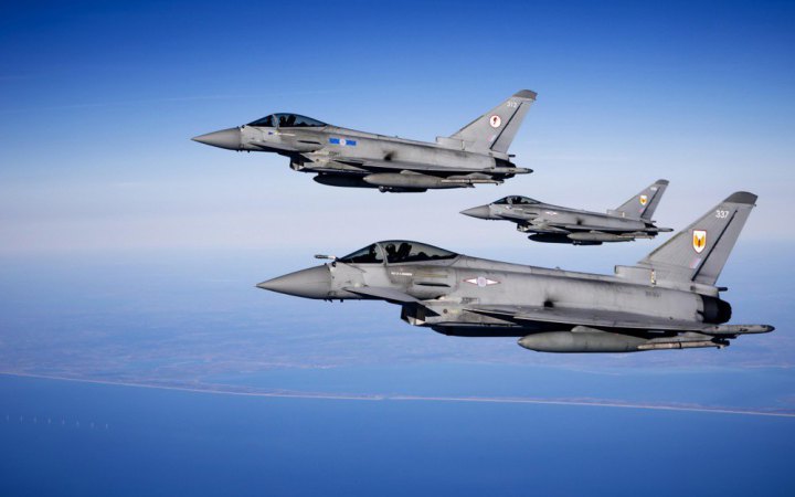 Німецькі винищувачі перехопили російський розвідувальний літак над Балтійським морем