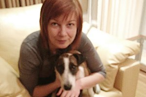 В Киеве собака спасла активистку от пули преступника