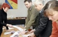 Молдова выгоняет украинских наблюдателей за выборами 