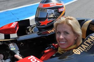 Пилот Marussia F1 Team осталась без глаза после аварии