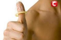 Болельщиков на Евро-2012 обеспечат презервативами