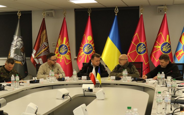 Резніков і Блащак провели онлайн-зустріч із колегами країн "танкової коаліції"