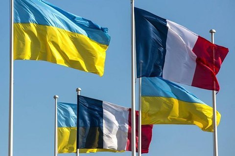 Во французском издании атласа Крым снова стал украинским
