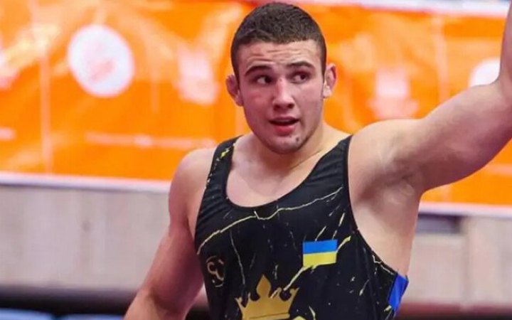 Українець Приймаченко виграв "срібло" юніорського чемпіонату світу з боротьби