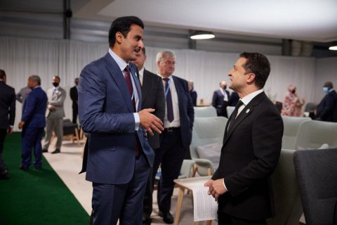 Зеленский в Глазго обсудил с эмиром Катара возможность поставки сжиженного газа в Украину