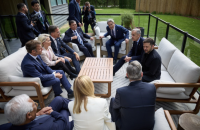 Зеленський підбив підсумки саміту G7: лідери "рішуче налаштовані розглянути всі варіанти посилення тиску"